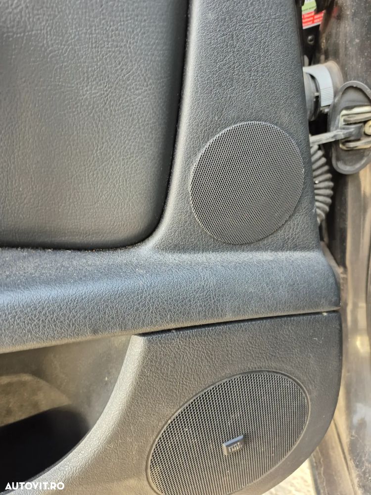 Peugeot 407 HDi 135 Automatik JBL - 19