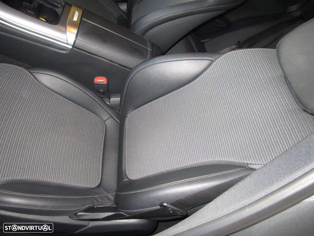 Mercedes-Benz C 300 de T 9G-TRONIC Avantgarde - 17