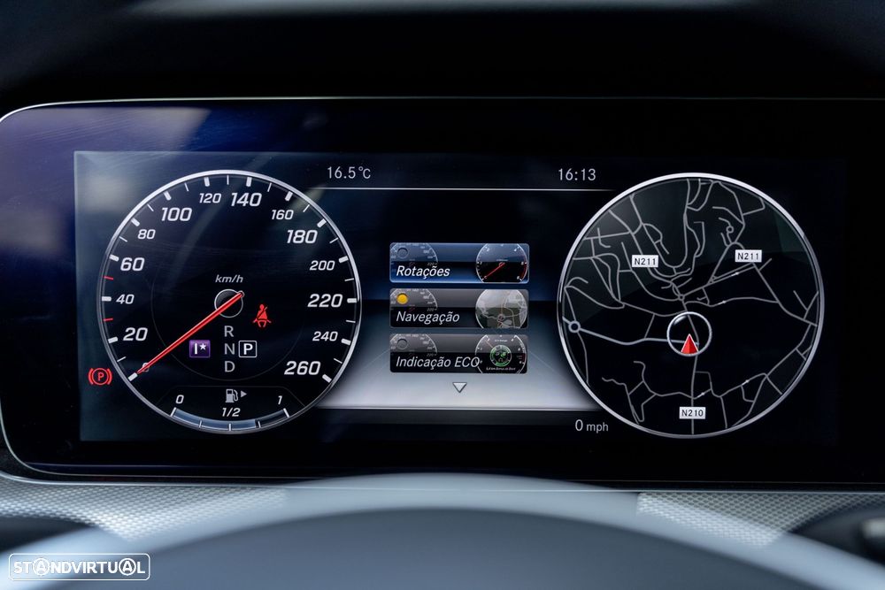 Mercedes-Benz E 220 d AMG - 22