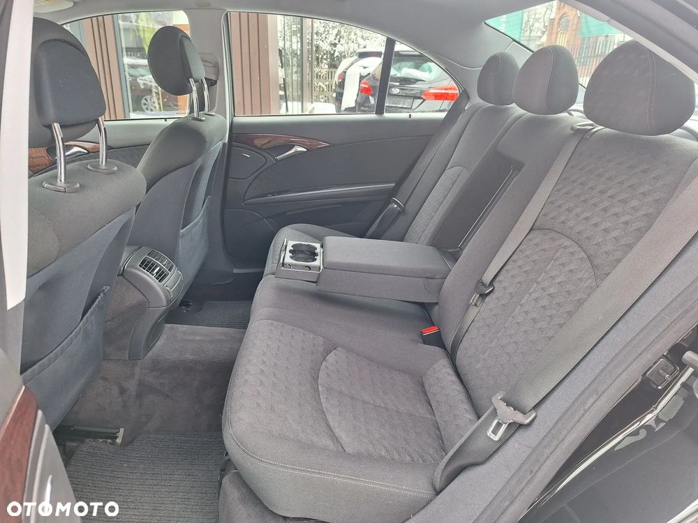 Mercedes-Benz Klasa E 220 CDI Classic DPF - 13