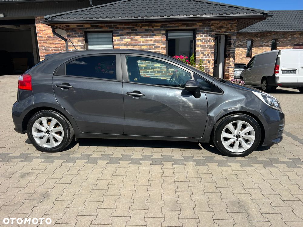 Kia Rio 1.2 Sensation - 4