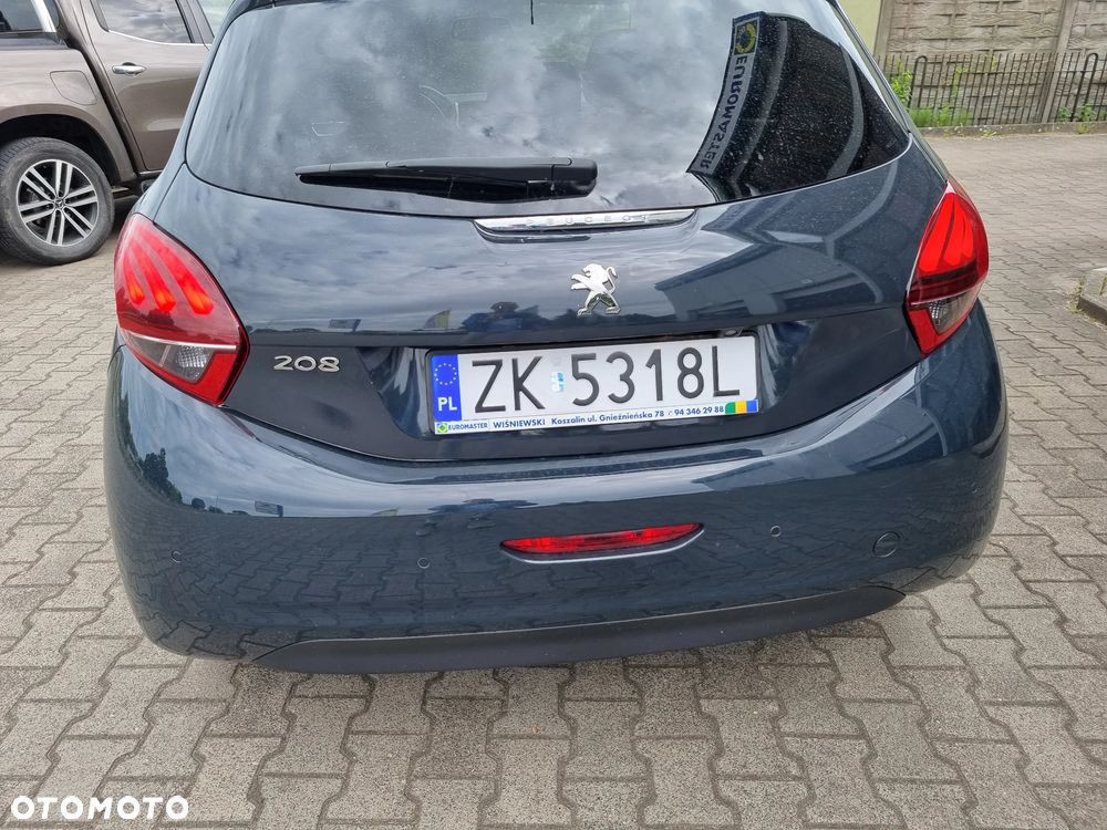 Peugeot 208 1.2 PureTech GPF Signature S&S - 9