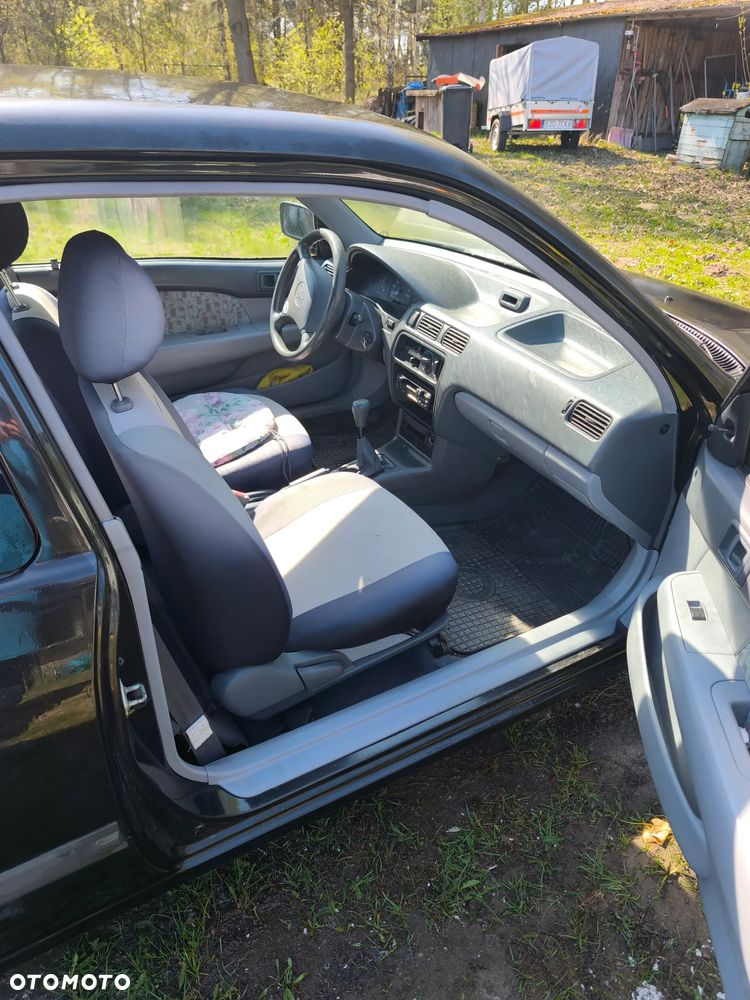 Toyota Starlet 1.4 - 7