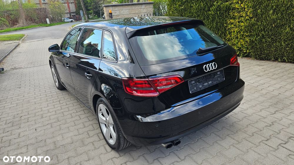 Audi A3 Sportback 1.4 TFSI Attraction - 10