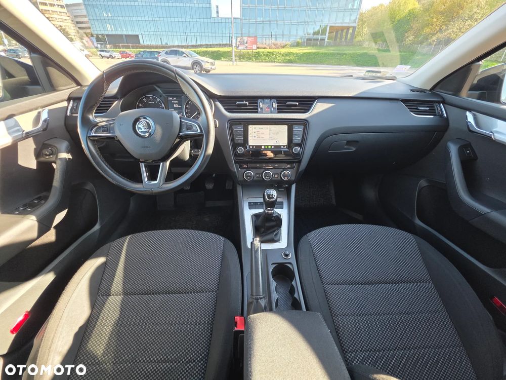 Skoda Octavia 1.4 TSI Ambition - 4