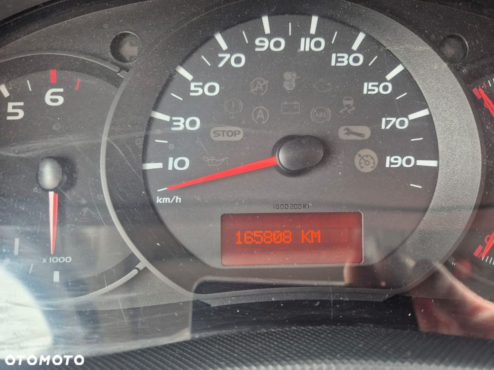 Nissan nv400 - 11