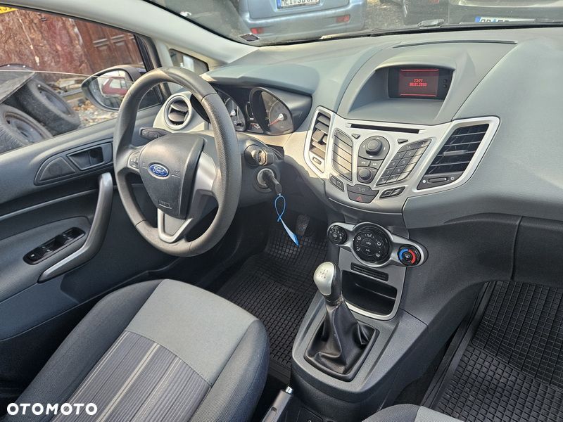 Ford Fiesta 1.25 Ambiente - 20