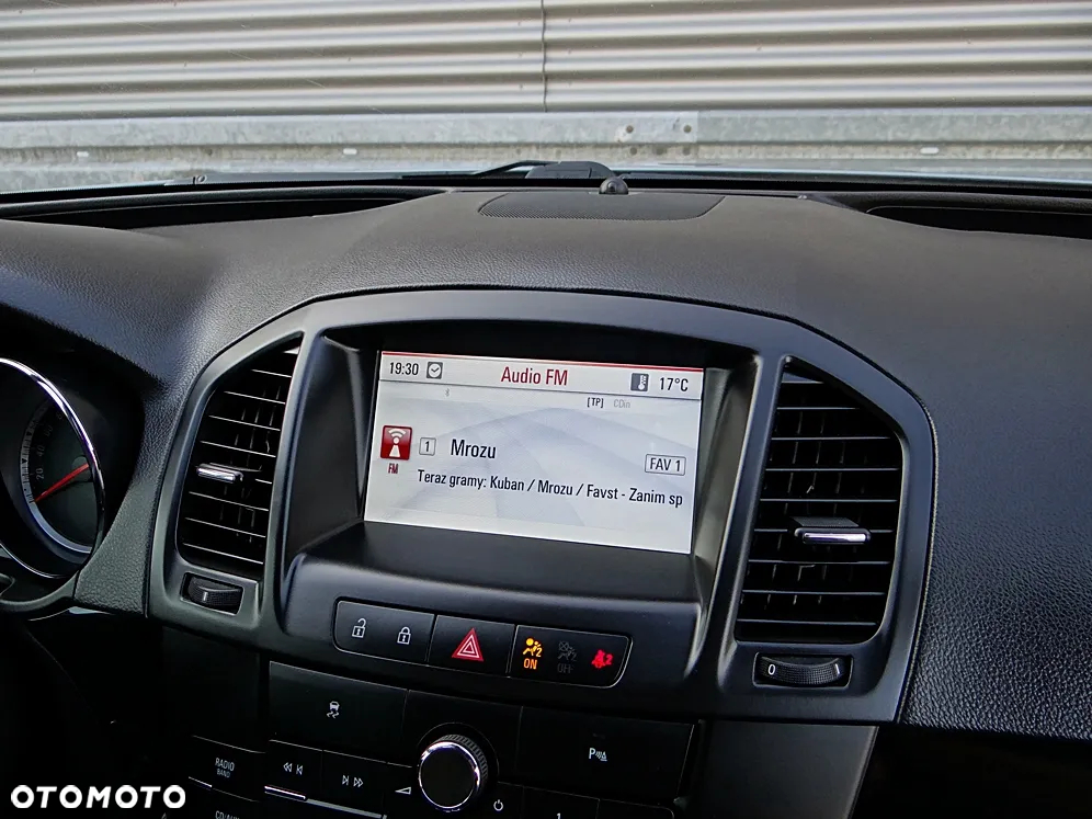 Opel Insignia 2.0 Turbo Cosmo - 30