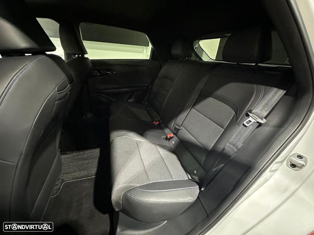 MG MG4 64 kWh Luxury - 7