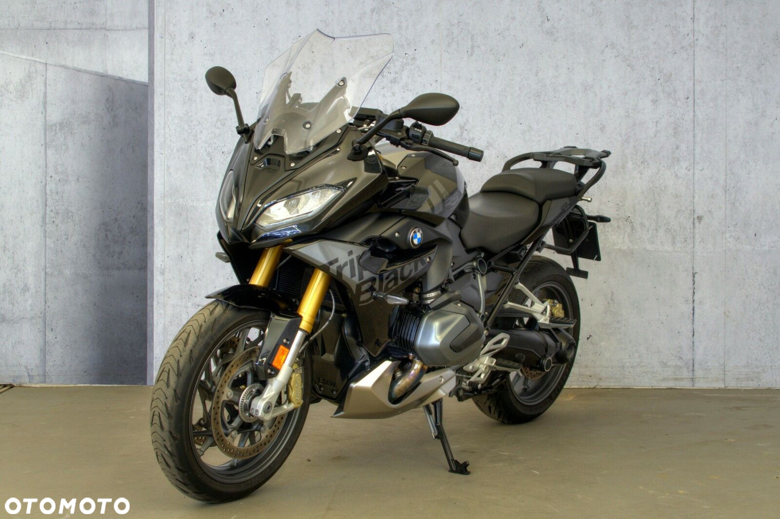 BMW R - 2