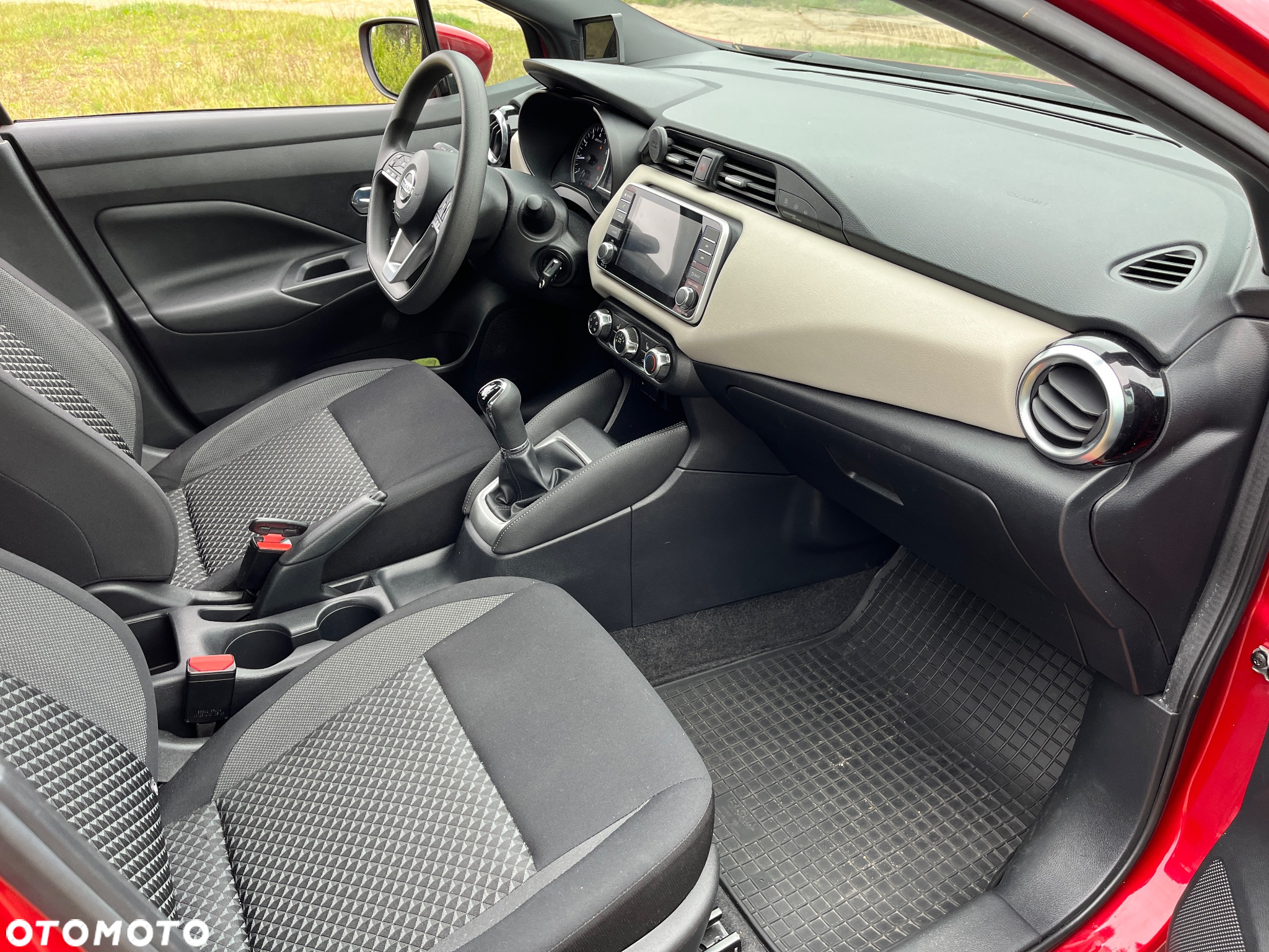 Nissan Micra 1.0 IG-T Tekna - 18