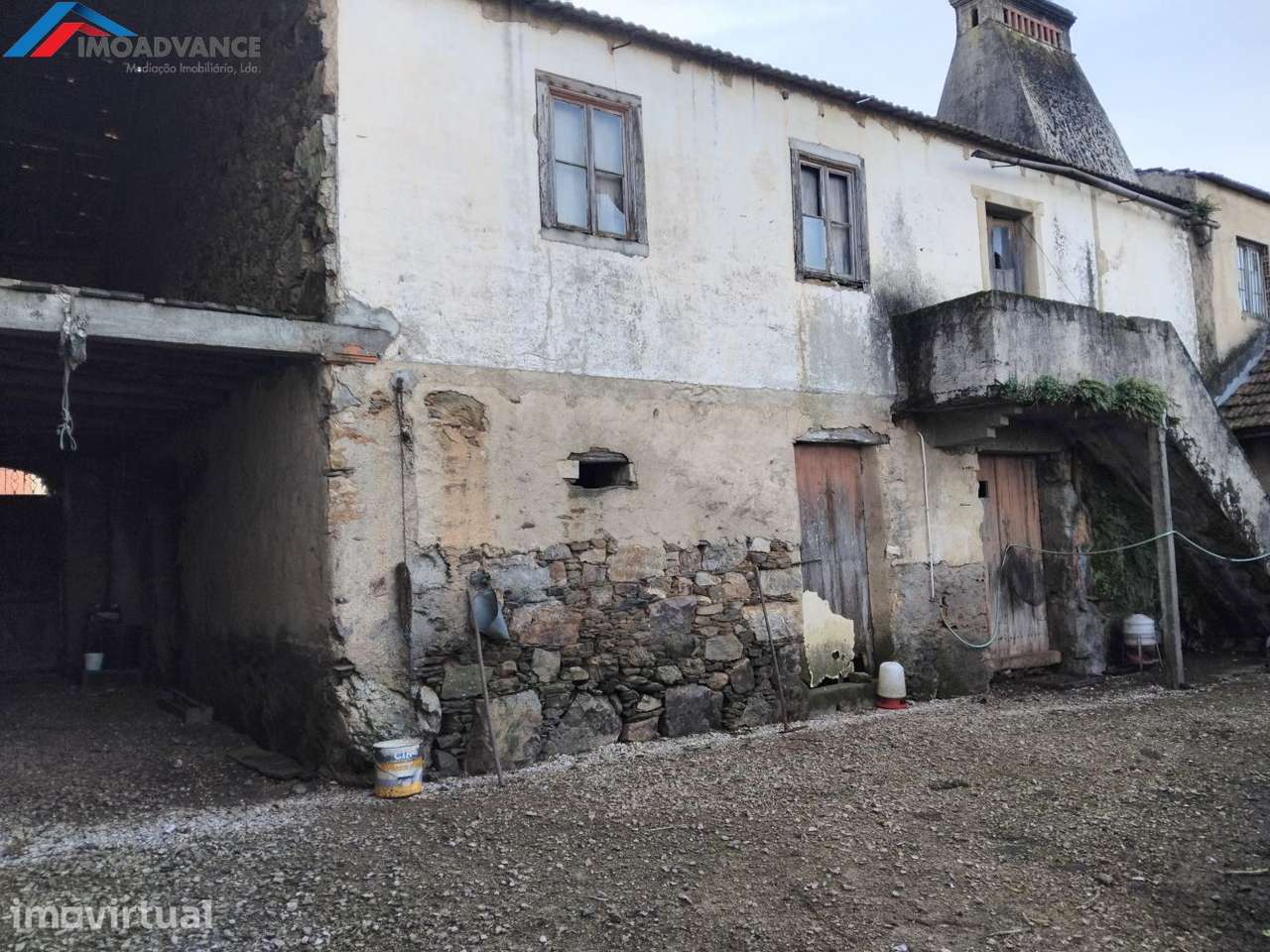 Casa centenária situada numa aldeia no concelho de Penacova, Coimbra - Grande imagem: 5/41