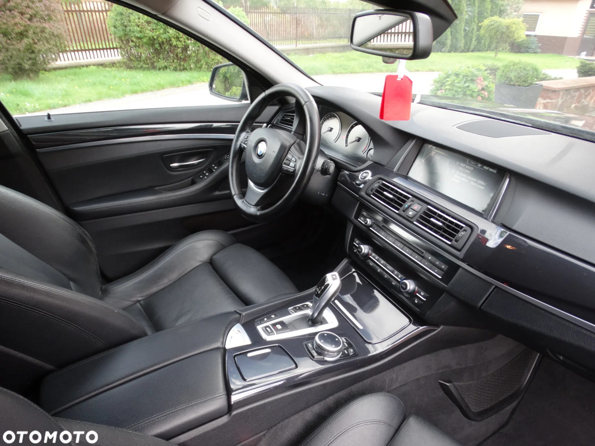 BMW Seria 5 520d xDrive Touring Luxury Line - 16