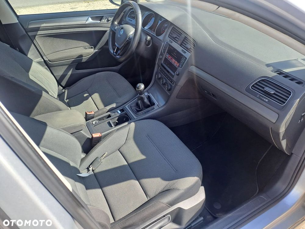 Volkswagen Golf 1.6 TDI Trendline - 16