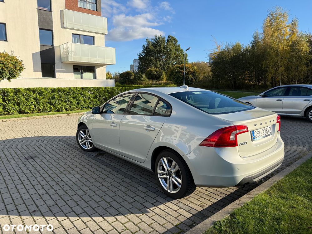 Volvo S60 - 6