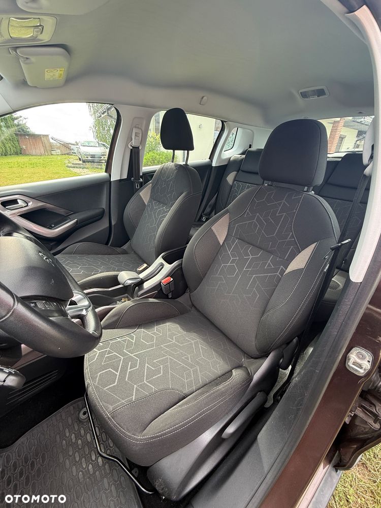 Peugeot 2008 1.6 VTi Active - 25