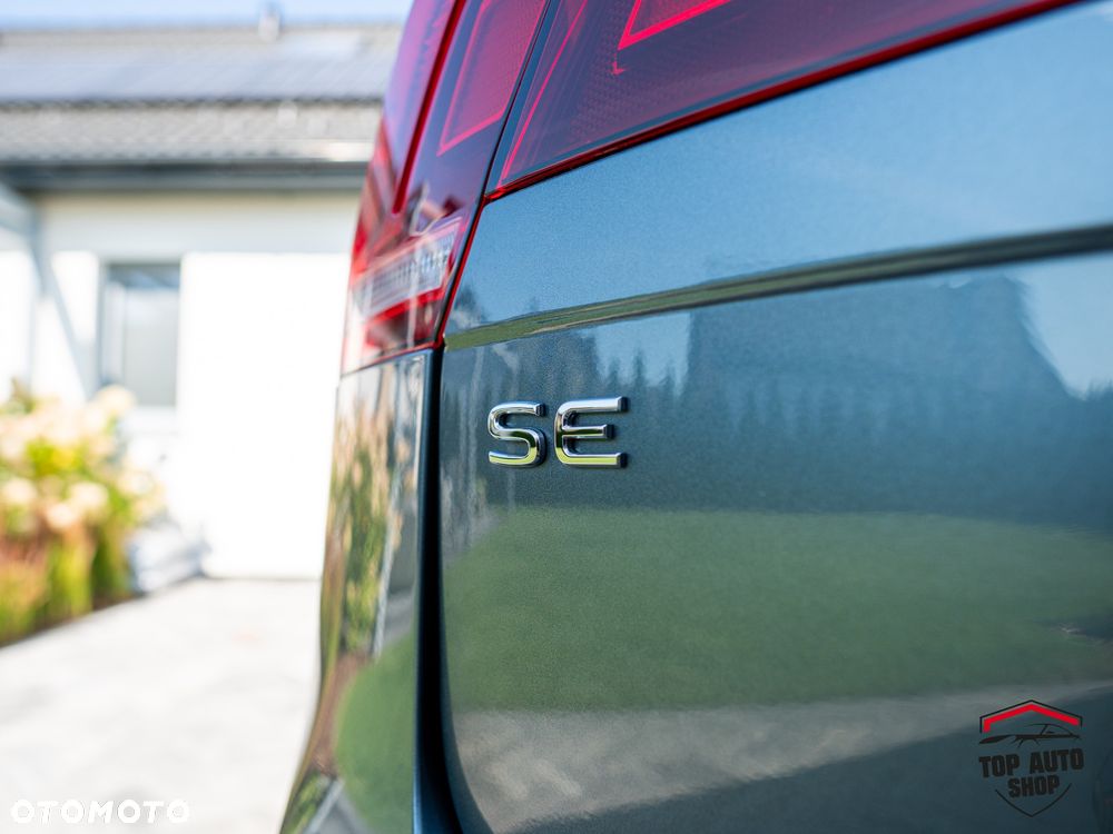 Volkswagen Tiguan - 32