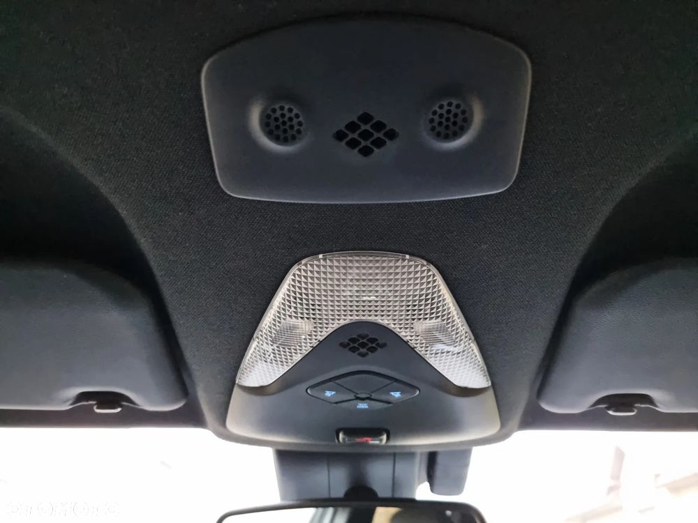 Toyota C-HR 2.0 Hybrid Style - 24
