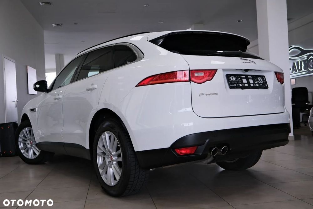 Jaguar F-Pace 2.0 i4D AWD Prestige - 15