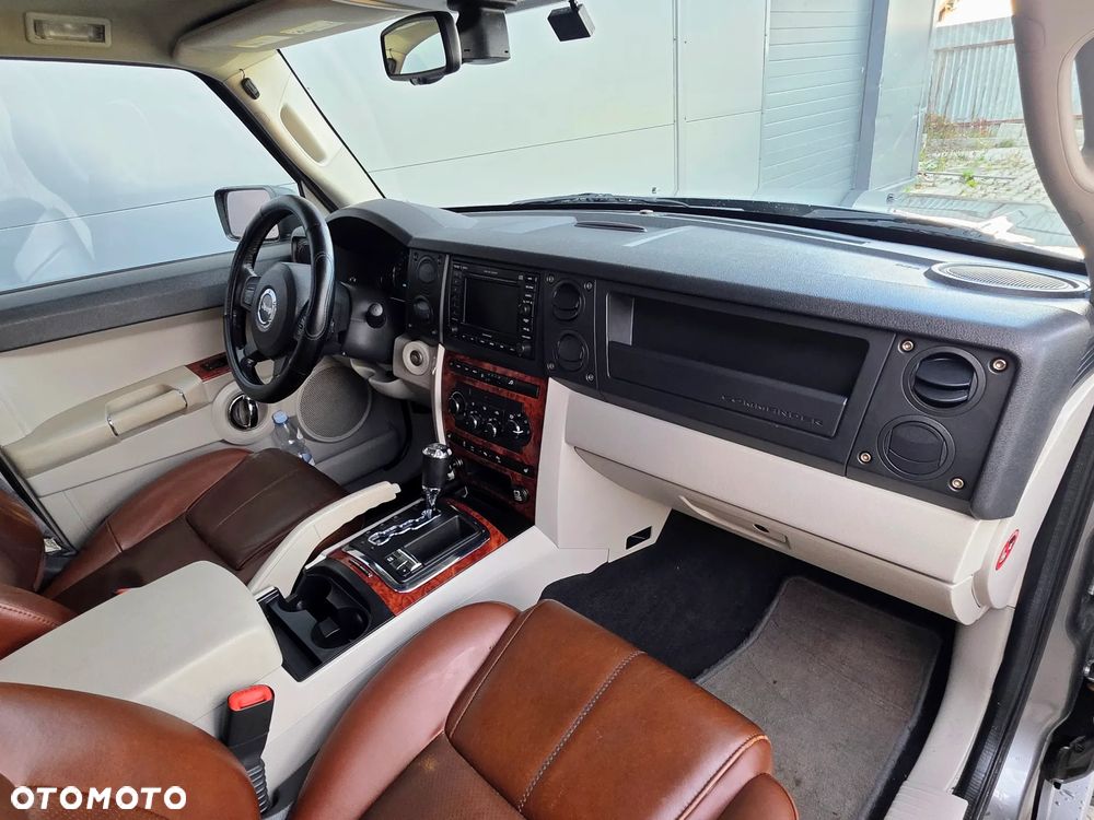 Jeep Commander 5.7 V8 Overland - 9