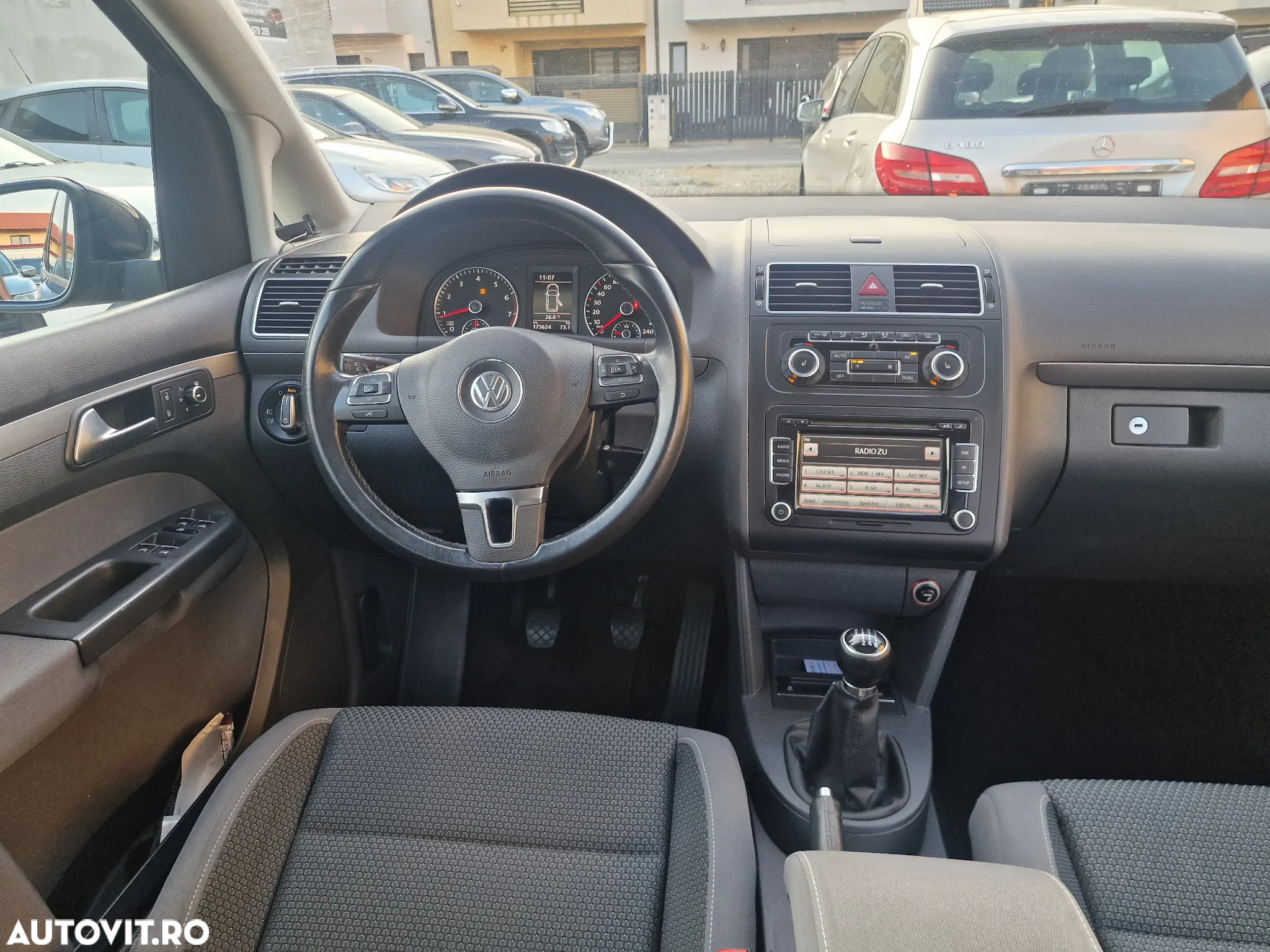 Volkswagen Touran 1.4 TSI (BlueMotion Technology) Comfortline - 12