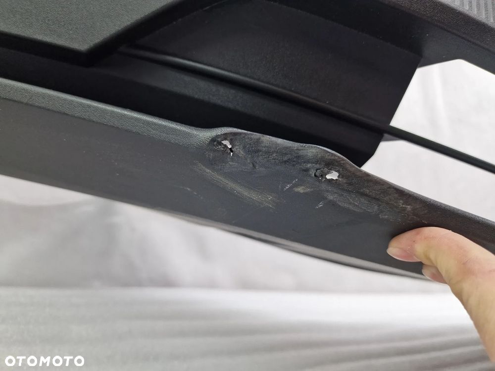 VOLVO EX30 / EX-30 23- DOKŁADKA / SPOJLER POD ZDERZAK PRZEDNI PRZÓD , NR 860003632 , NR AUKCJI DT814 - 6