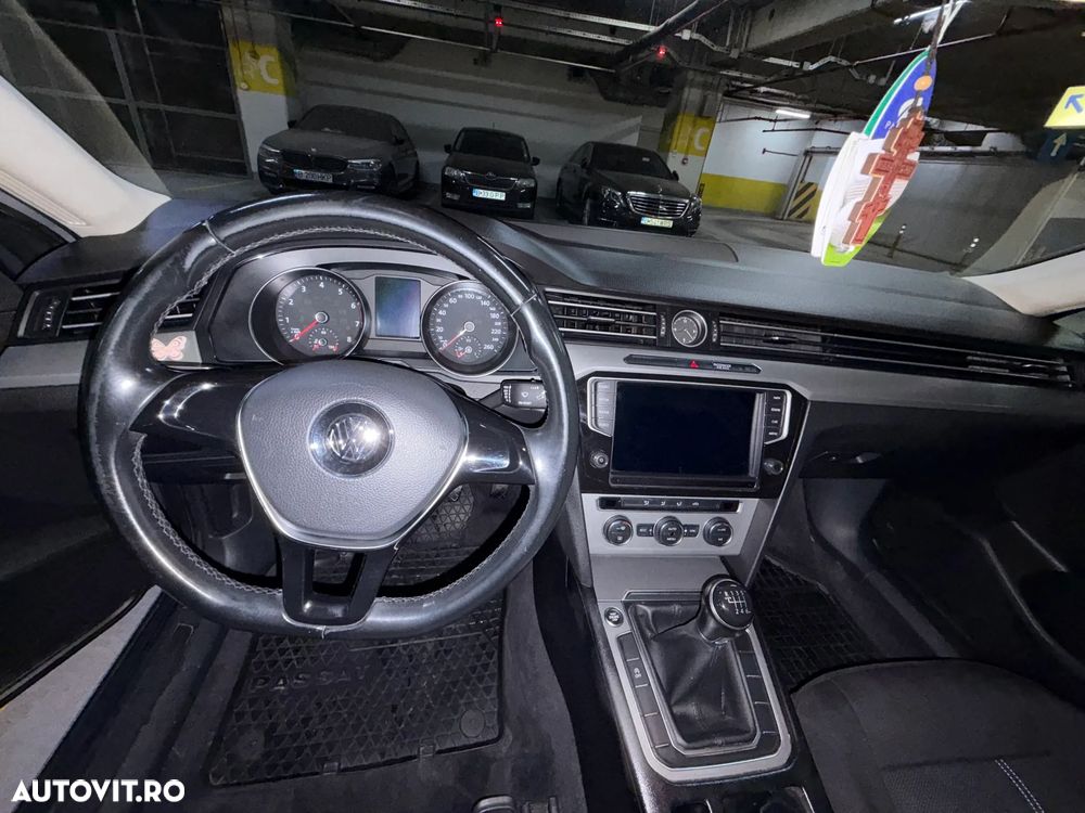 Volkswagen Passat 1.4 TSI Advance - 11