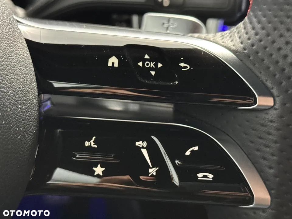 Mercedes-Benz CLA 220 4-Matic AMG Line 7G-DCT - 16