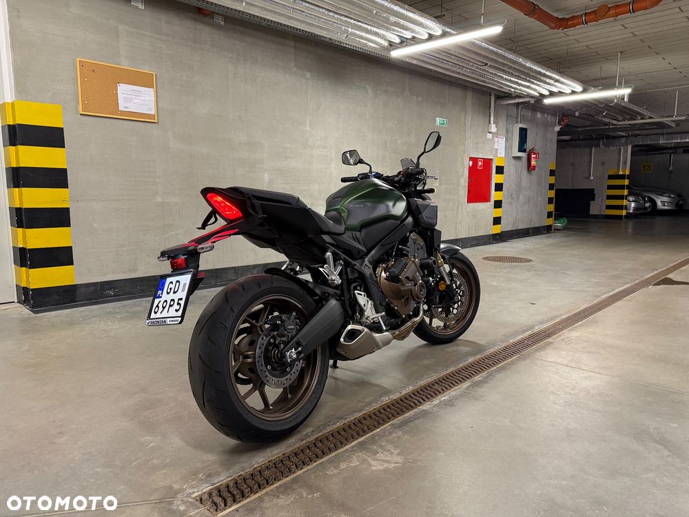 Honda CB - 4