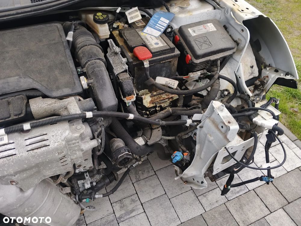 Opel Corsa 1.2 Direct Injection Turbo GS - 3