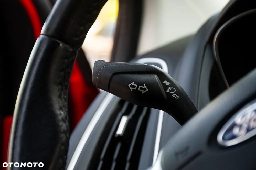 Ford Focus 1.6 EcoBoost Start-Stopp-System Titanium - 40