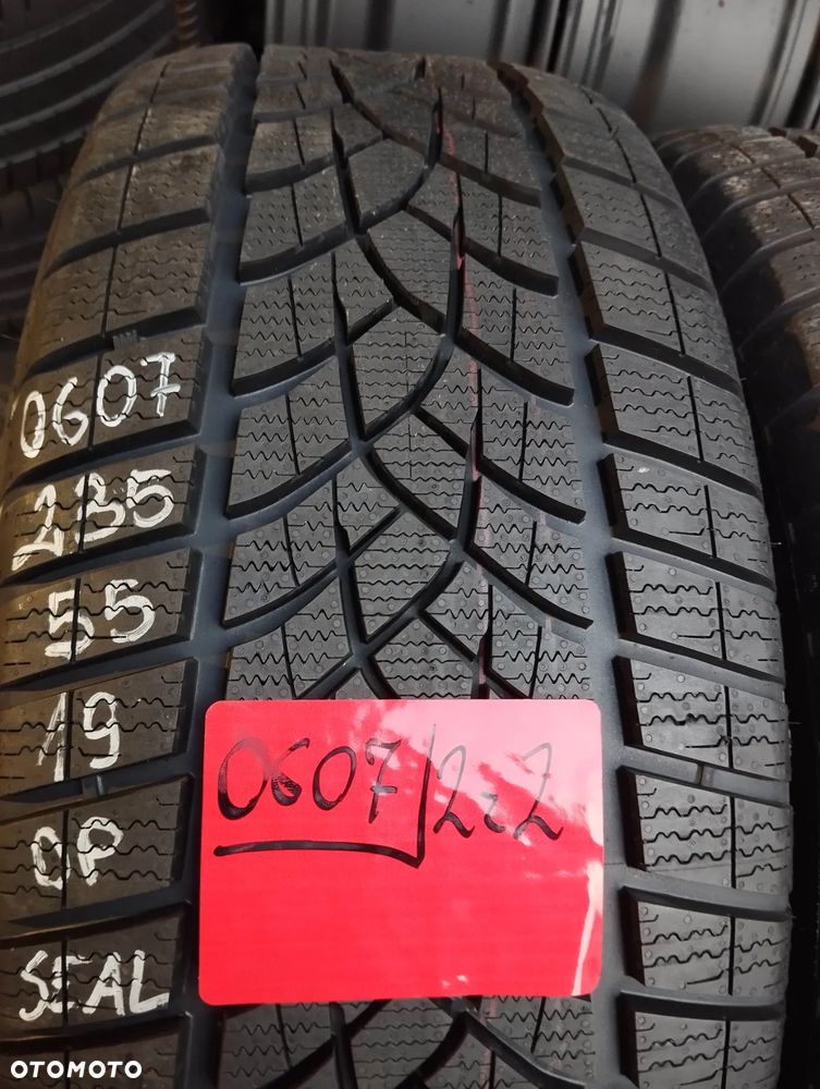 Goodyear Ultra Grip Performance + 235 55 19 105 T 3PMSF XL 2szt - 2