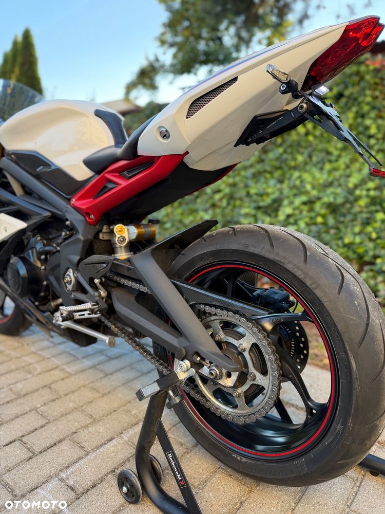 Triumph Daytona - 28