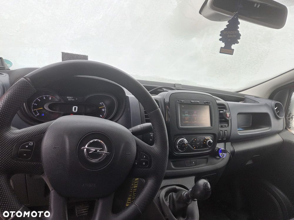 Opel Vivaro - 6