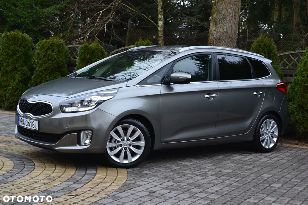 Kia Carens 1.7 CRDi Business Line 7os 7DCT - 3