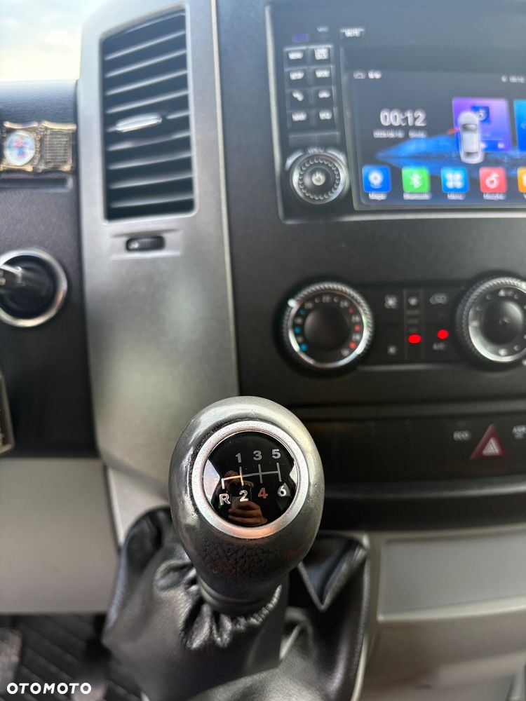 Mercedes-Benz Sprinter - 35