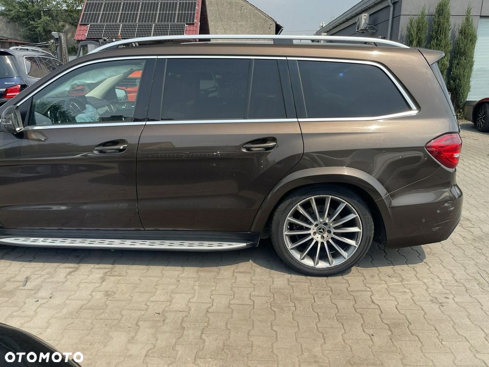Mercedes-Benz GLS 350 d 4Matic 9G-TRONIC AMG Line - 5