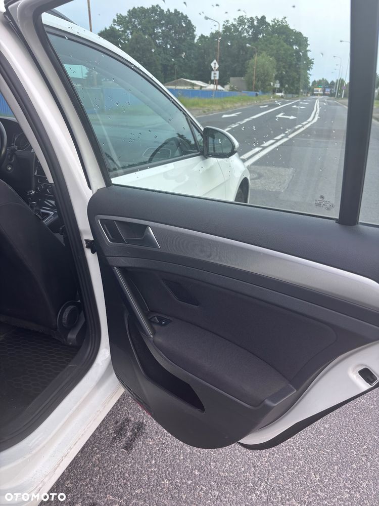 Volkswagen Golf 1.6 TDI BMT Comfortline - 15