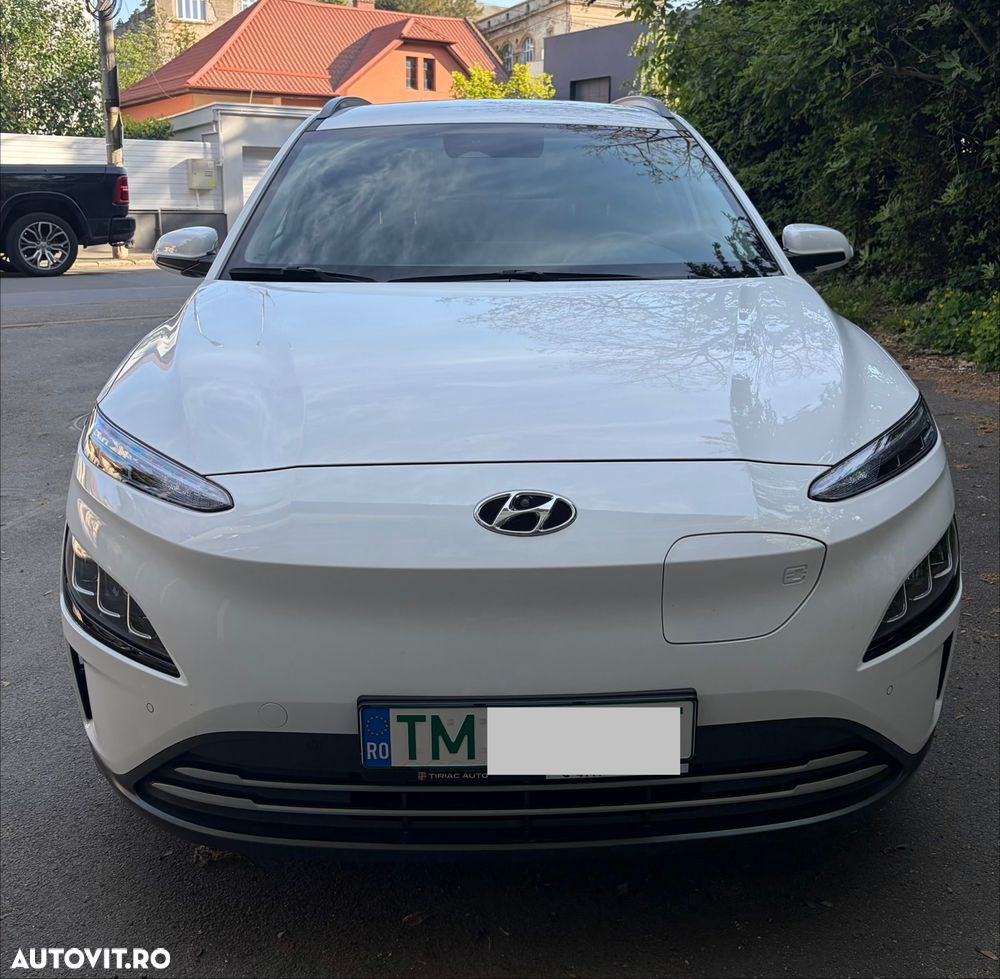 Hyundai KONA - 2