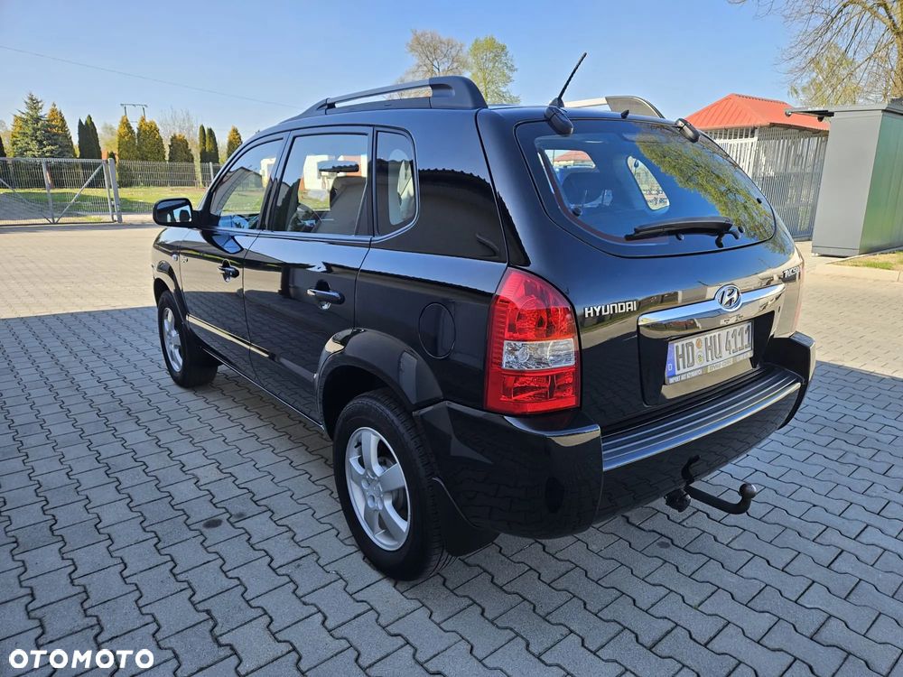 Hyundai Tucson 2.0 4WD GLS - 16