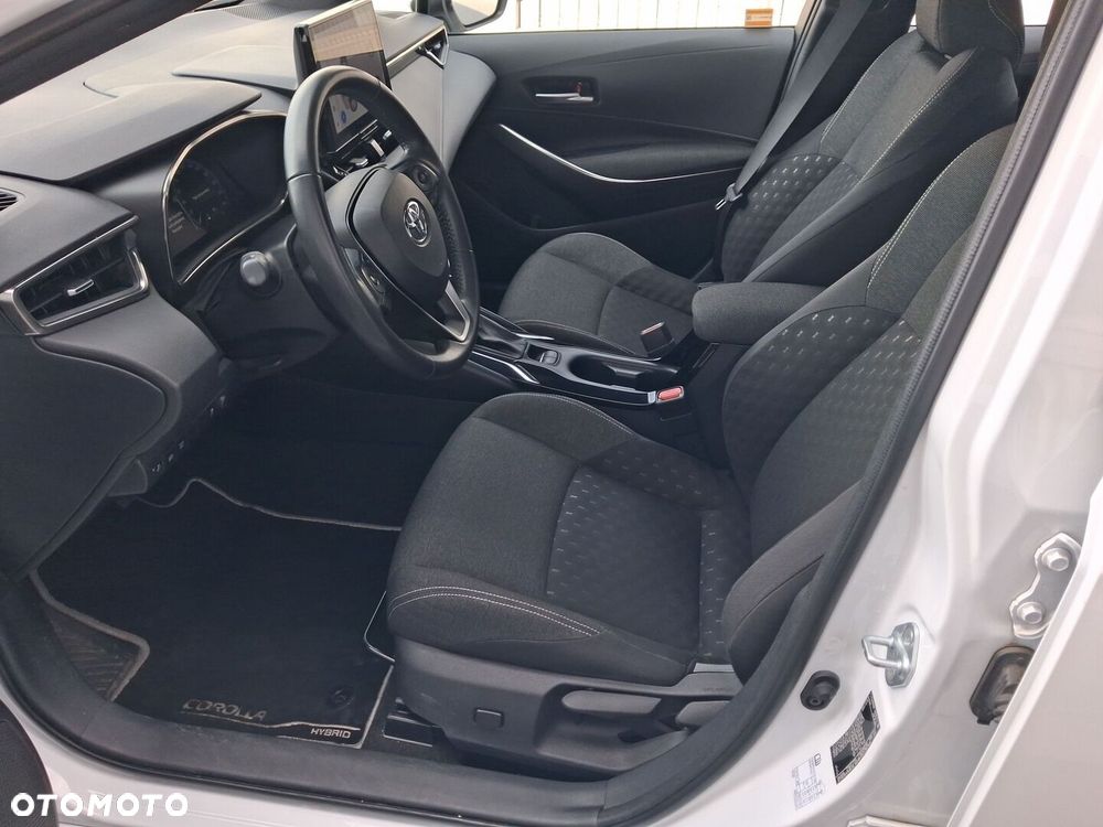 Toyota Corolla 1.8 Hybrid Comfort - 16