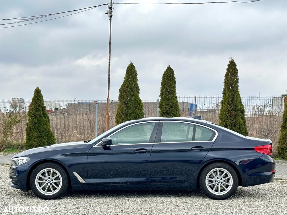 BMW Seria 5 520d AT - 37