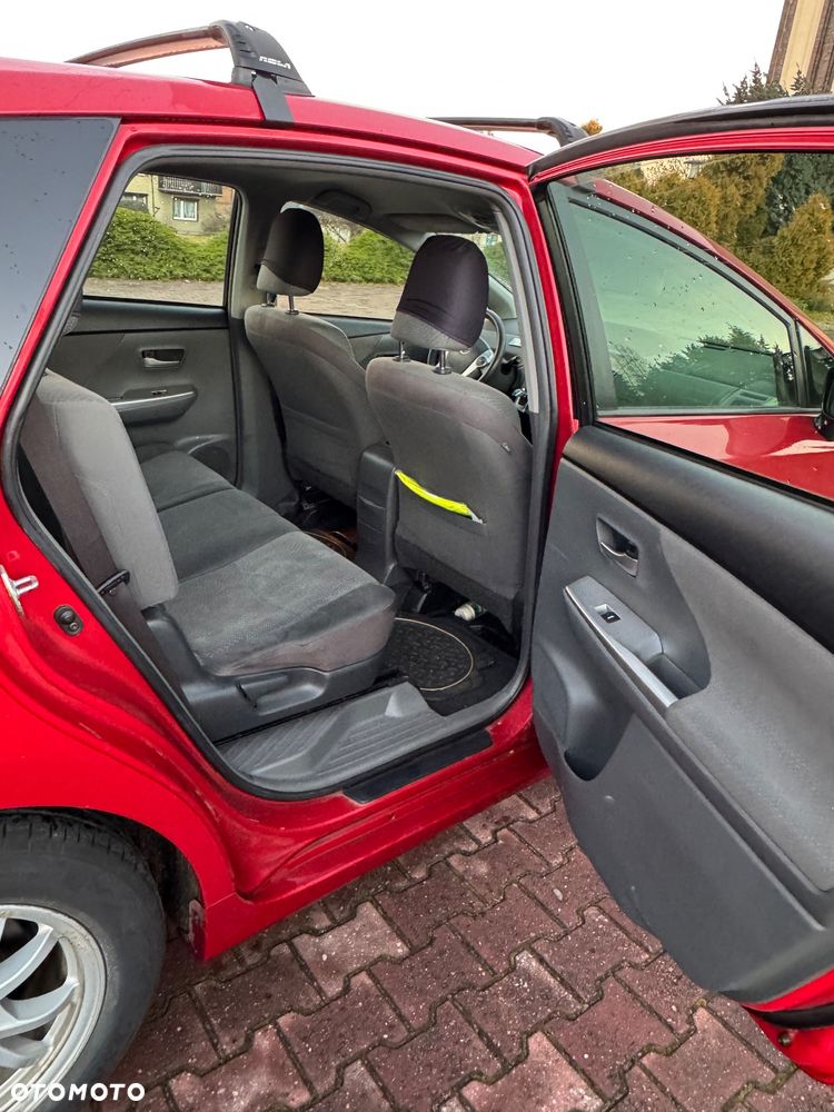 Toyota Prius+ (Hybrid) - 6