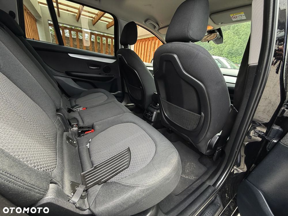 BMW Seria 2 218d Sport-Aut Sport Line - 16