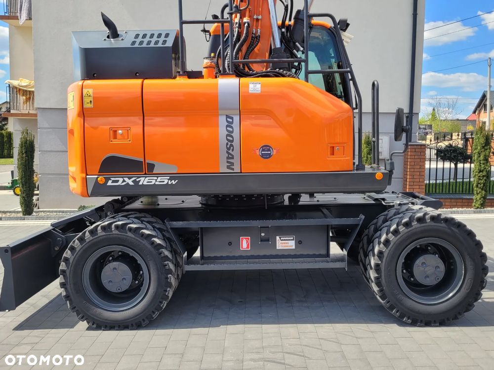 Doosan DX-165W / ROTOTILT ze szczypcami / SUPER STAN / - 12