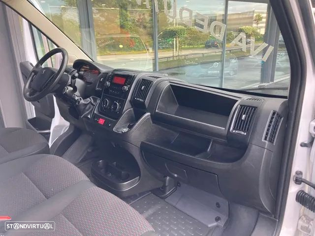 Peugeot Boxer 2.2 BlueHdi 335 L3H3 - 21