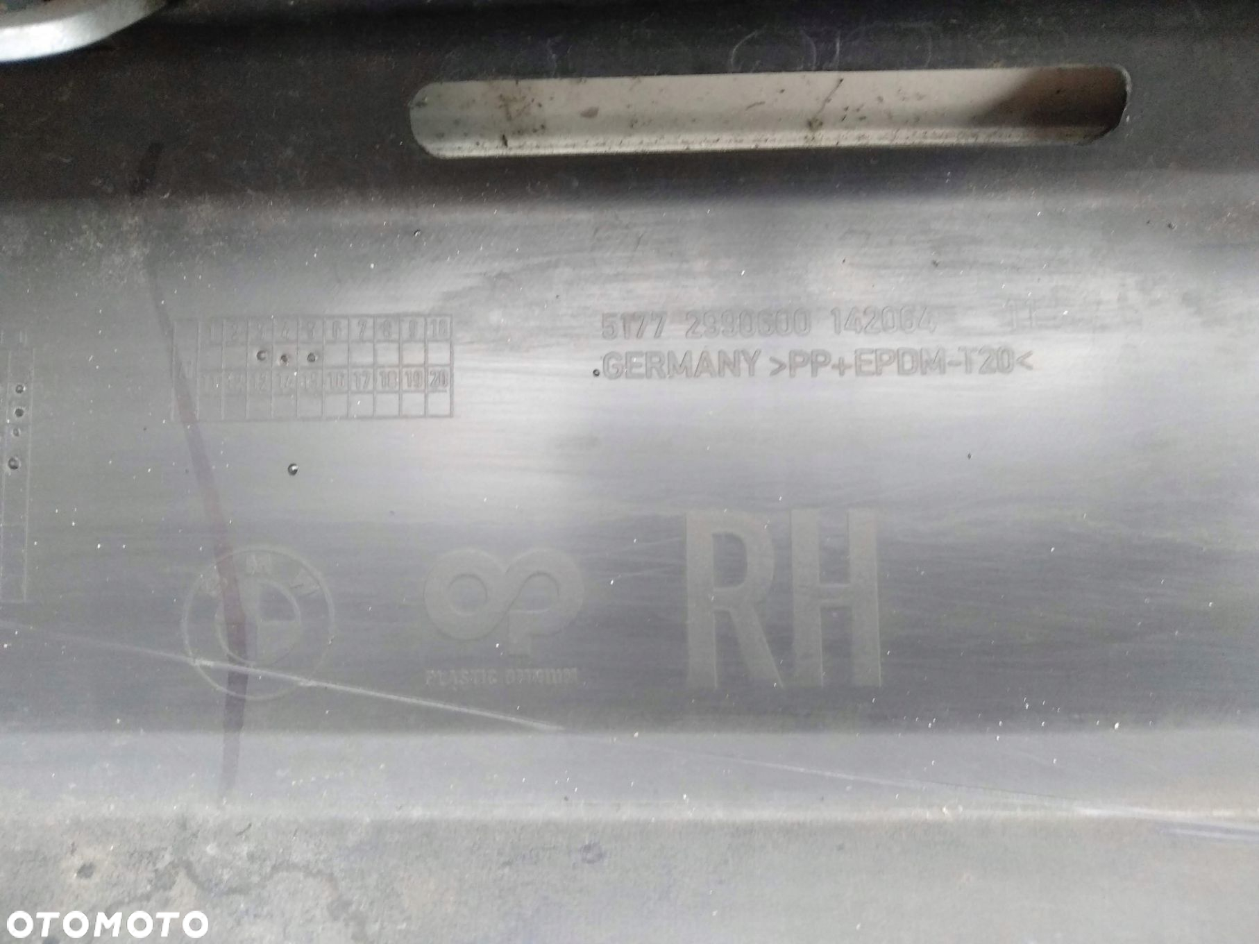 Próg listwa nakładka prawy BMW X1 E84 - 8