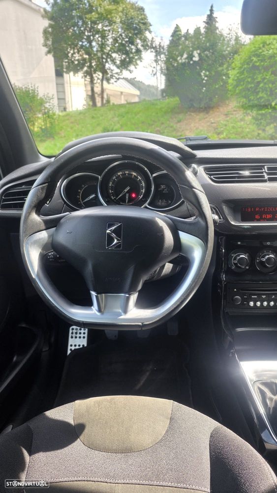 Citroën DS3 1.4 HDi Chic - 11
