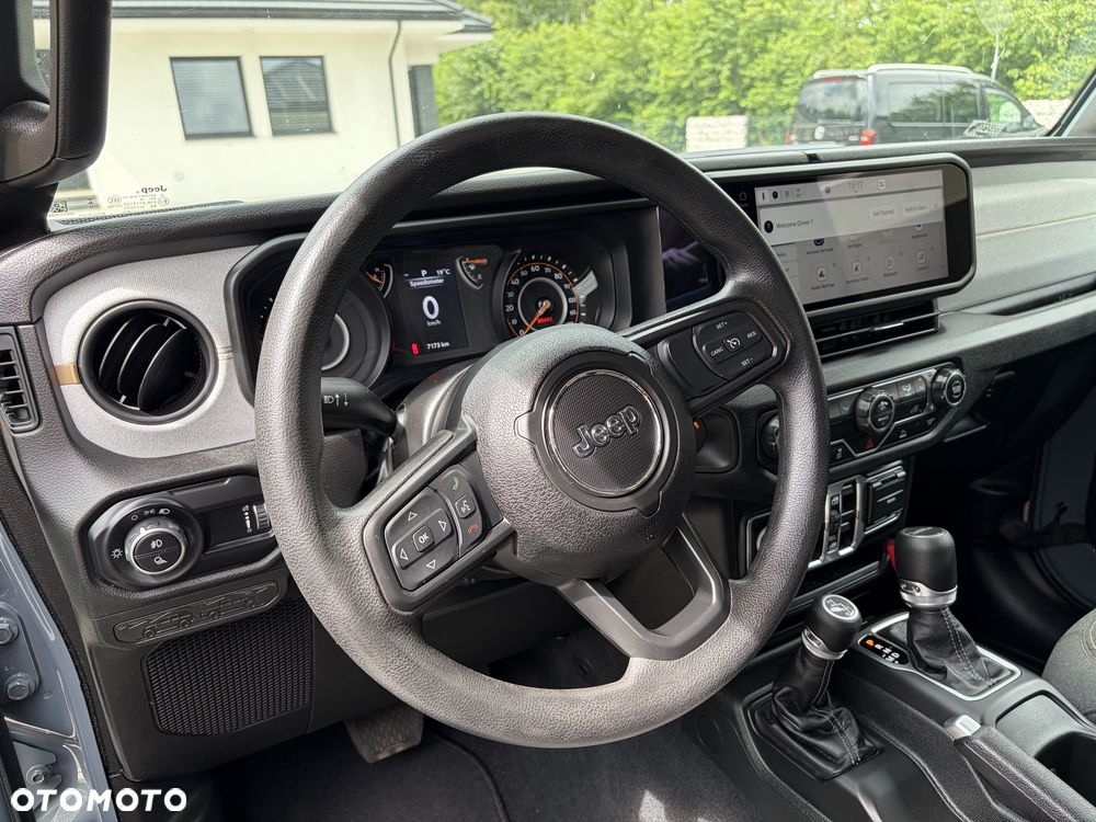 Jeep Wrangler - 7