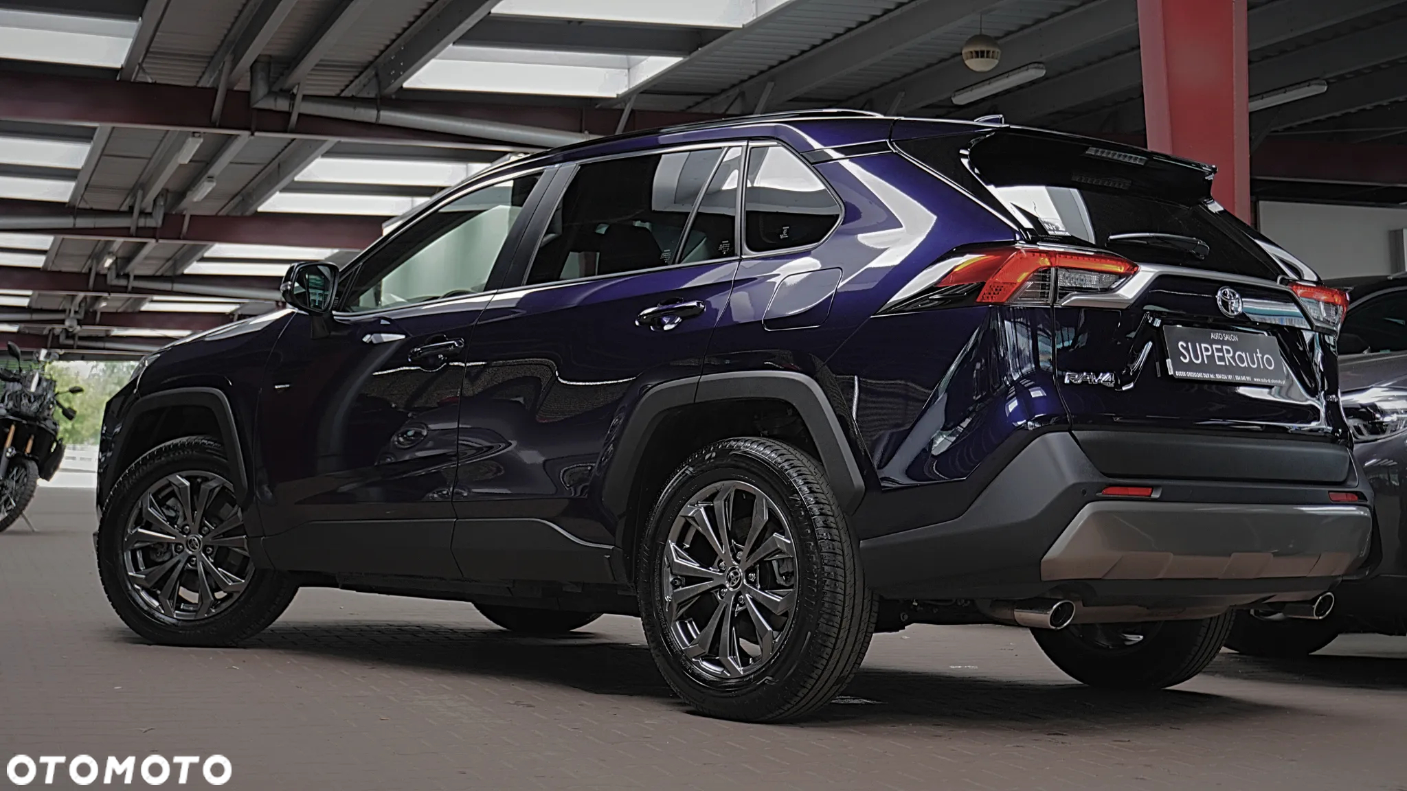Toyota RAV4 - 8